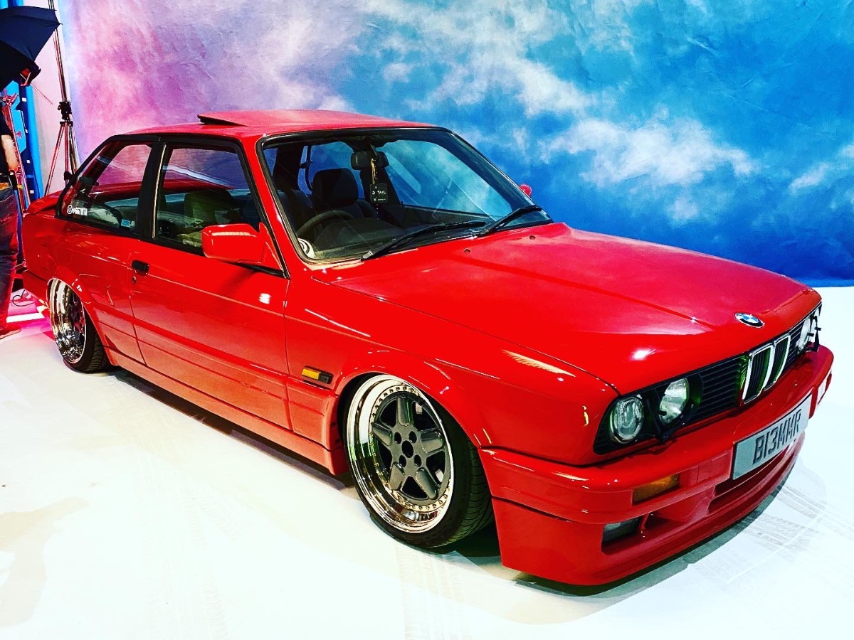 1990 BMW 325 Image 1