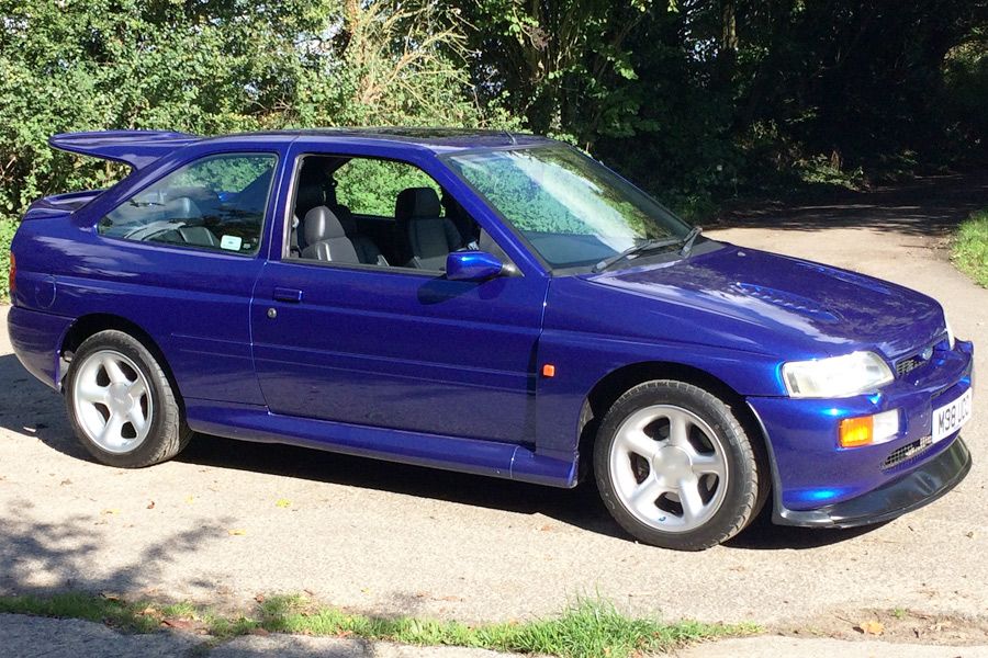 1995 Ford Escort Image 2