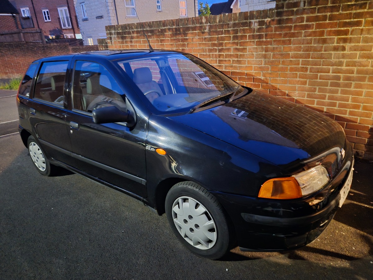 1998 Fiat Punto Image 1