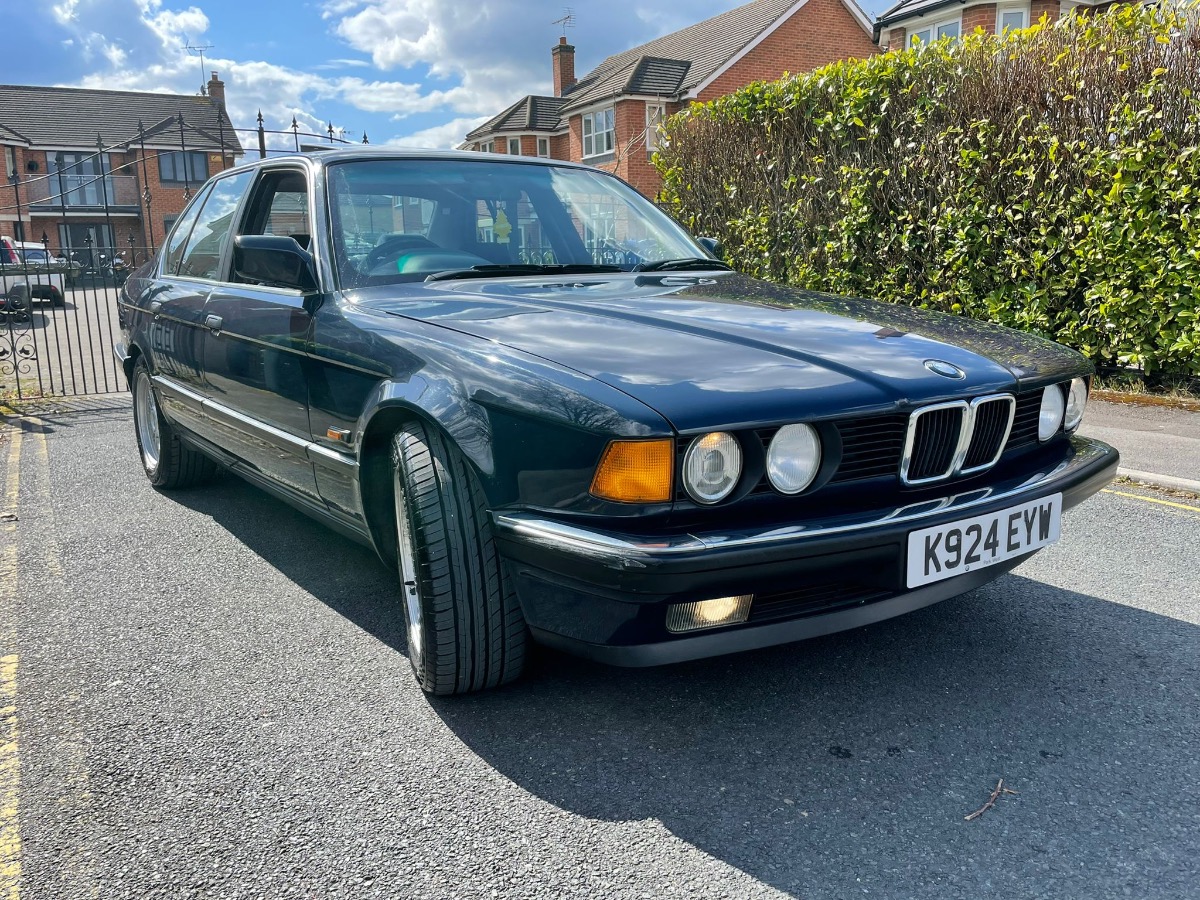 1990 BMW 7 Series Image 4
