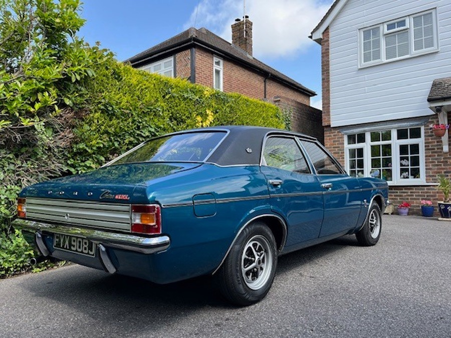 1971 Ford Cortina Image 3