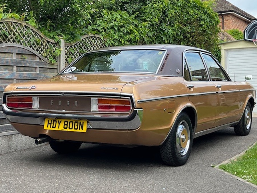 1975 Ford Granada Image 3