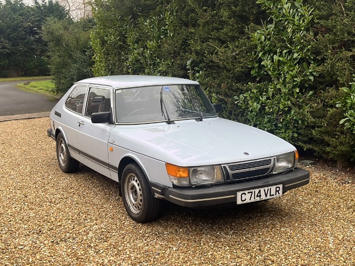 1986 Saab 900 Image 1
