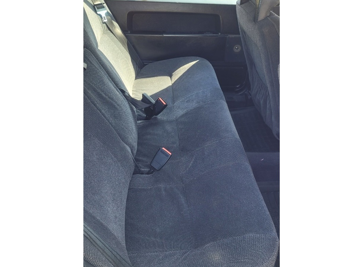 1989 Volvo 740 Image 14