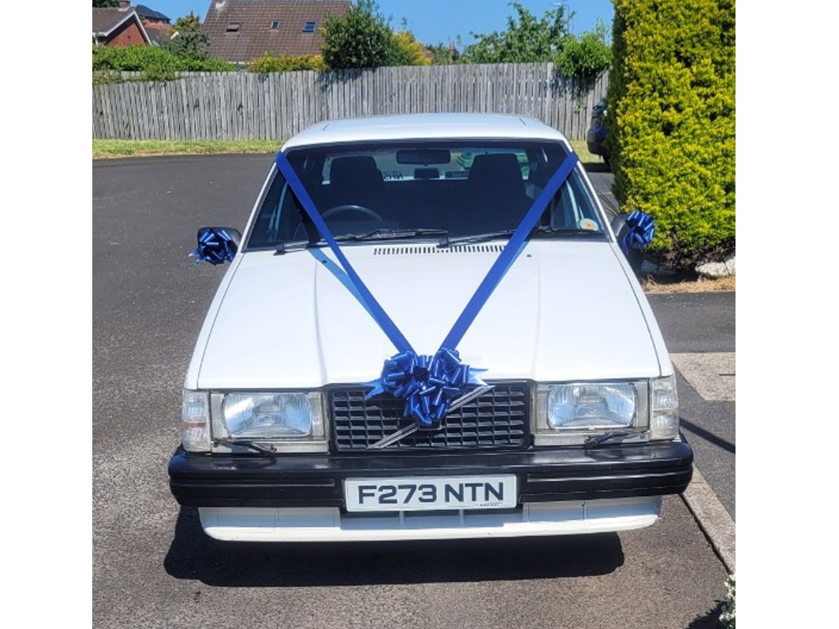 1989 Volvo 740 Image 11