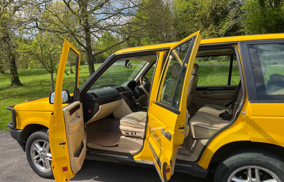 2002 Land Rover Range Rover Image 3