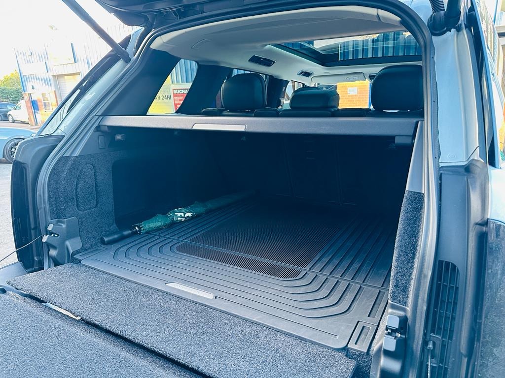 2023 Land Rover Range Rover Image 6