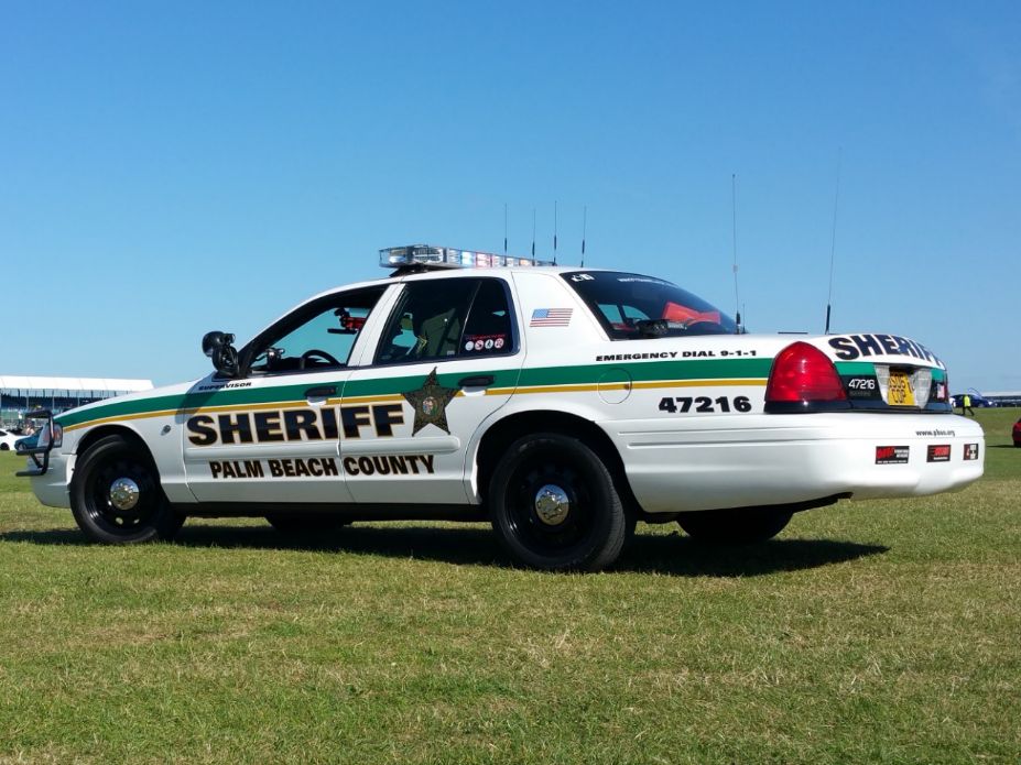 2006 Ford Crown Victoria Image 7