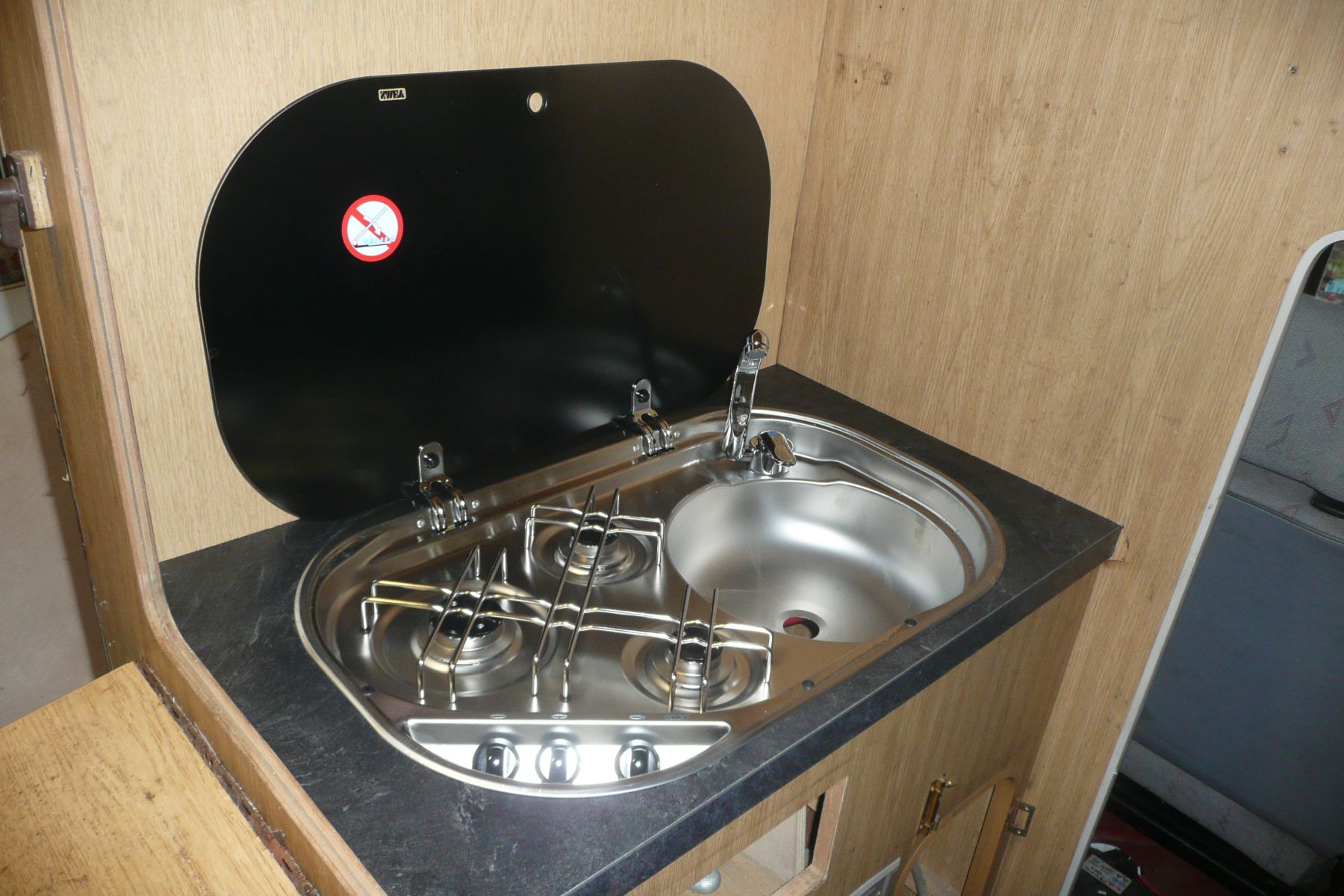 1986 Volkswagen T2 Camper Van / Bus Image 7