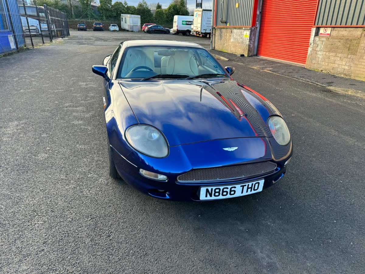 1995 Aston Martin DB7 Image 4