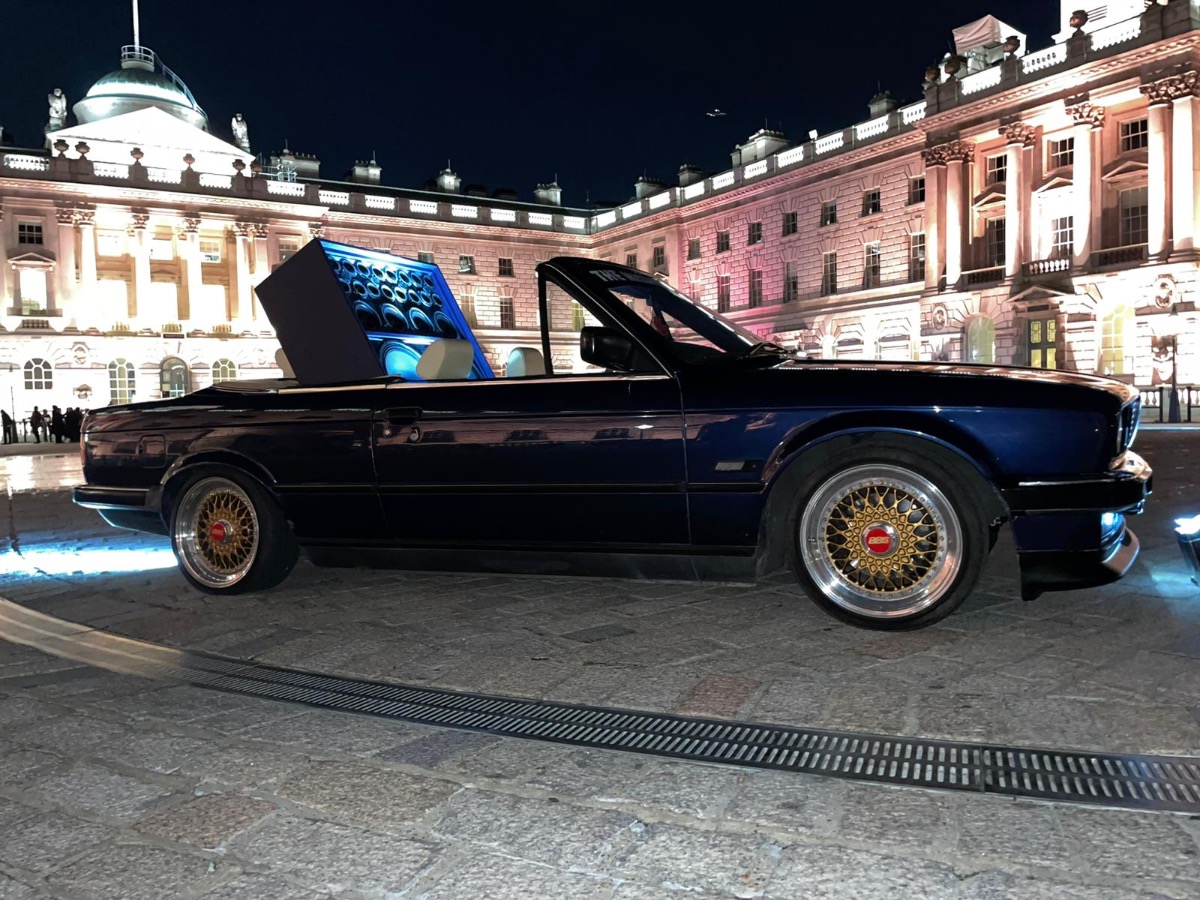 1990 BMW 325 Image 1