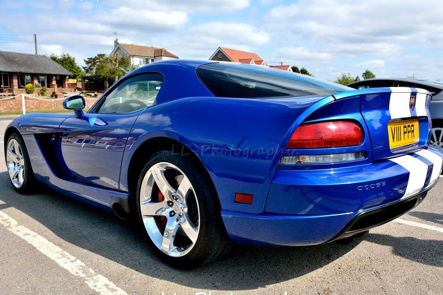 2006 Dodge Viper Image 2
