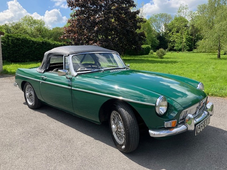 1965 MG B Image 1