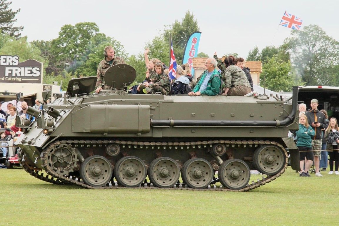 1965 Army Tank All Models Image 4