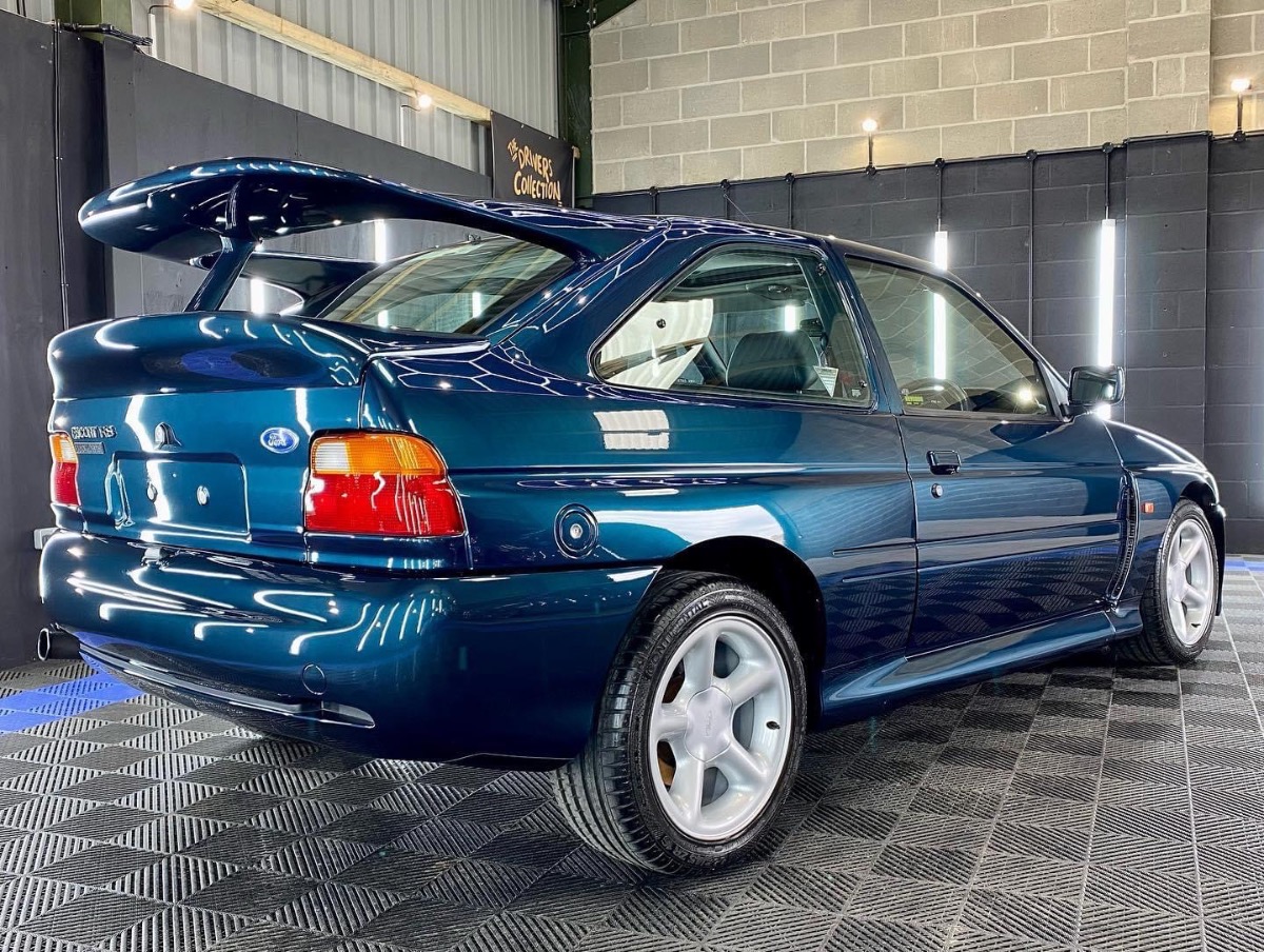 1992 Ford Escort Image 9