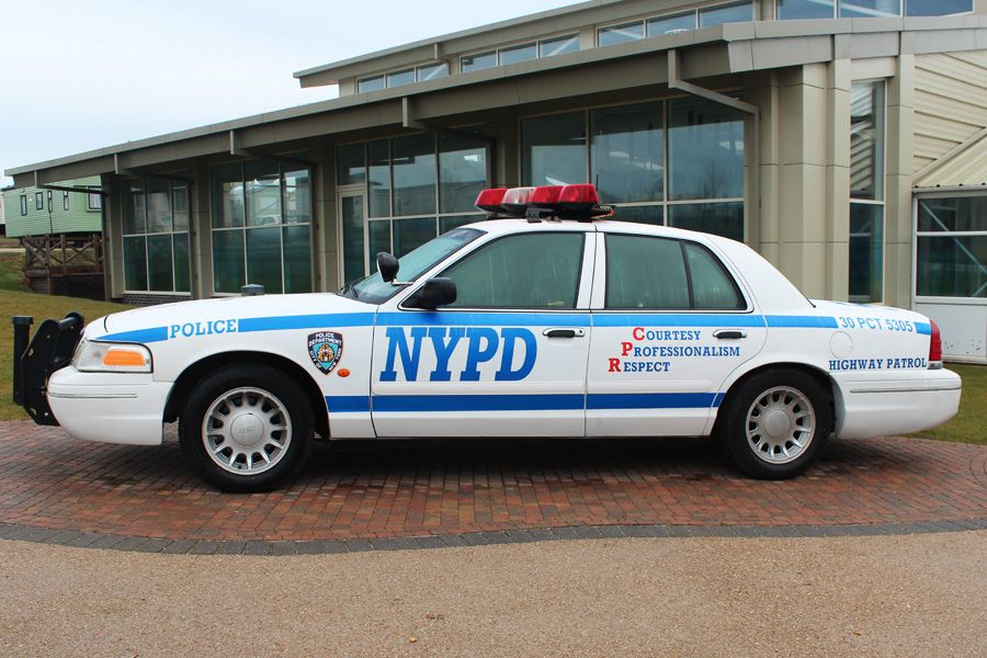 2001 Ford Crown Victoria Image 3