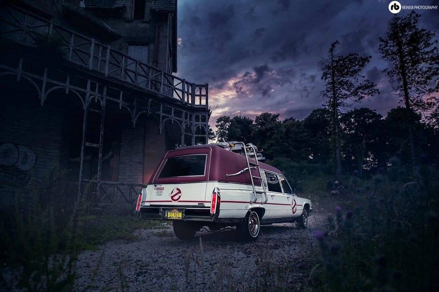 1991 Cadillac Fleetwood Image 4