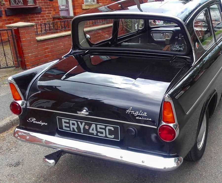 1965 Ford Anglia Image 7
