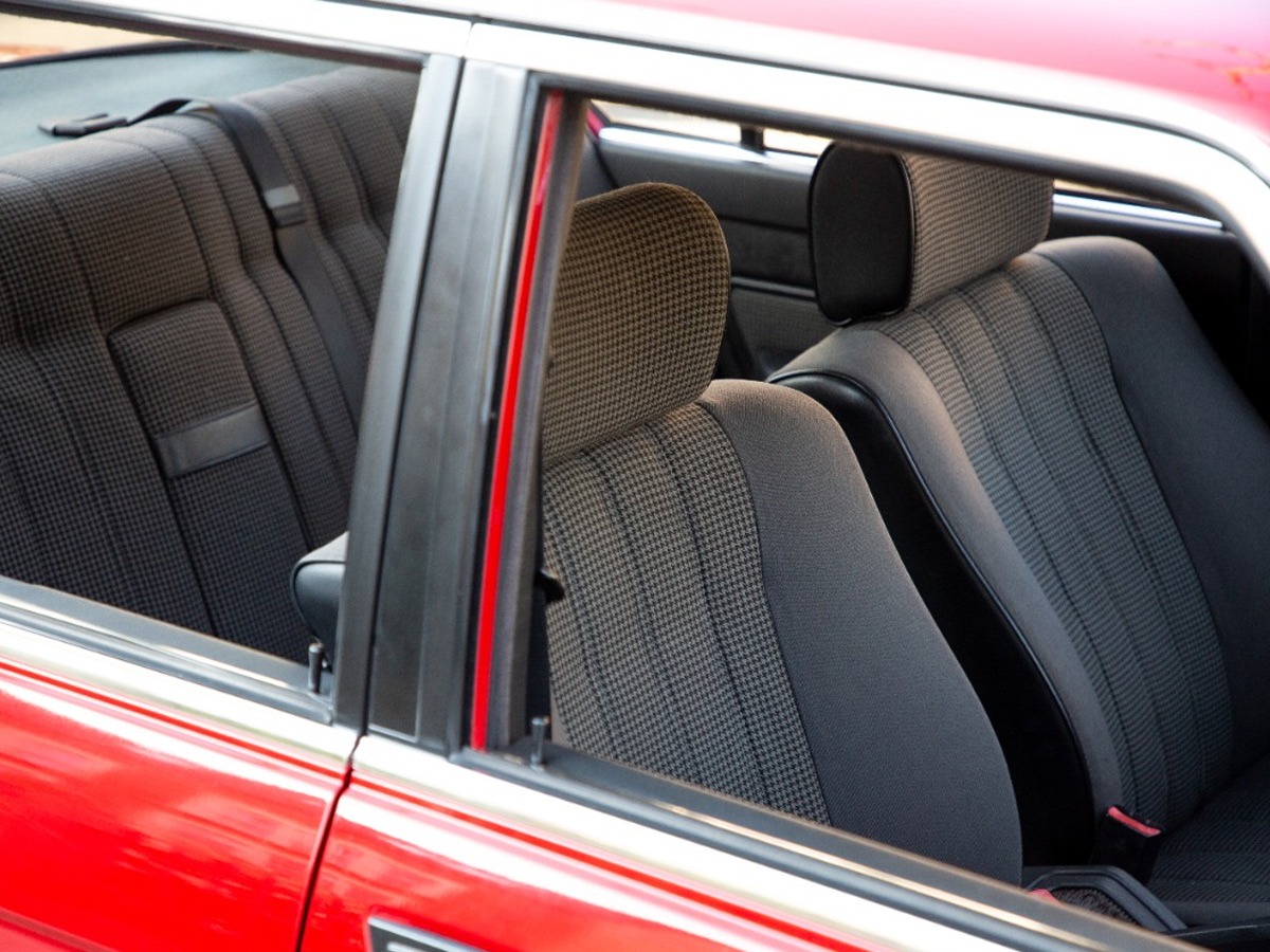 1987 BMW 5 Series Image 4