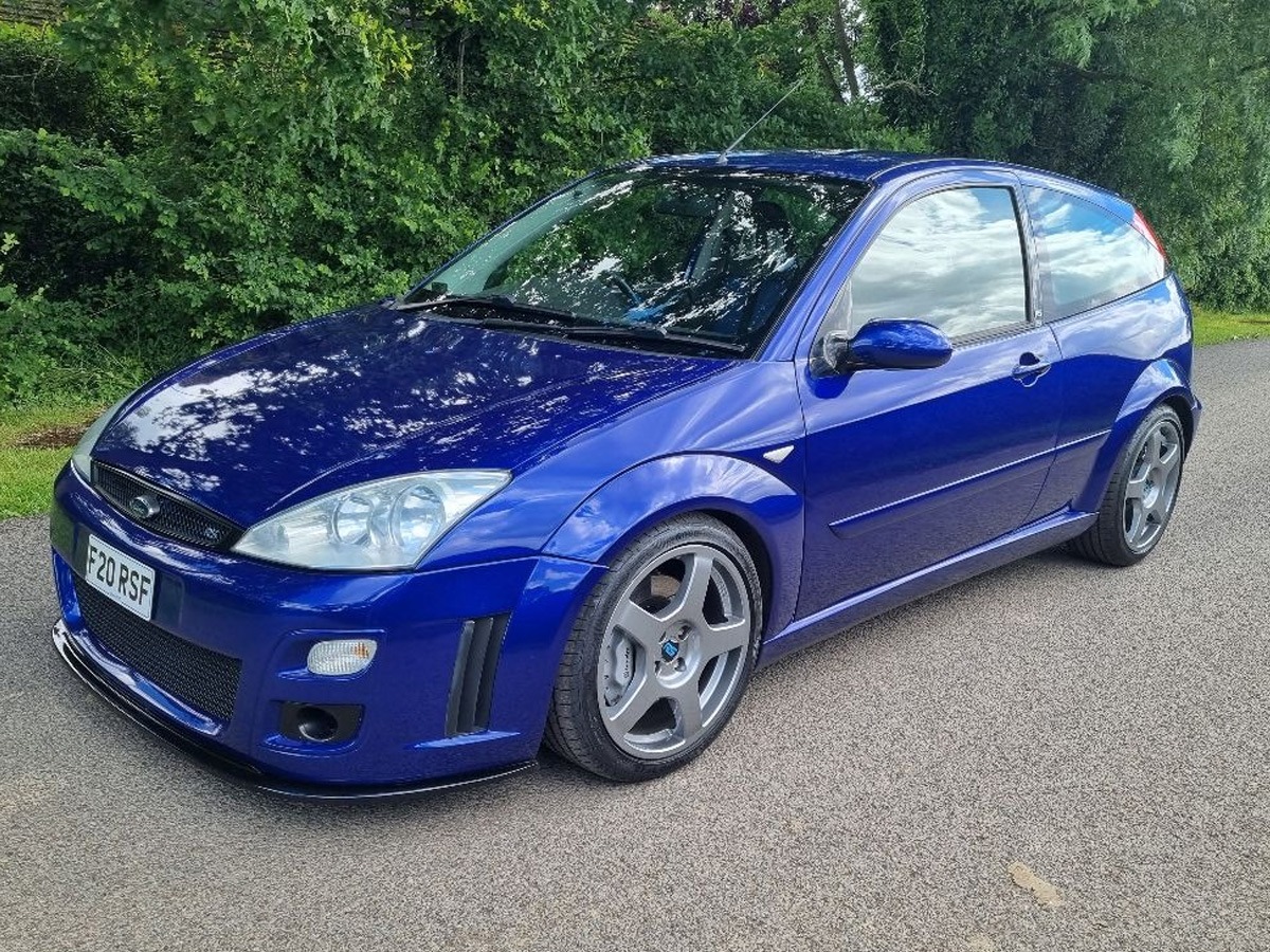 2003 Ford Focus Image 1