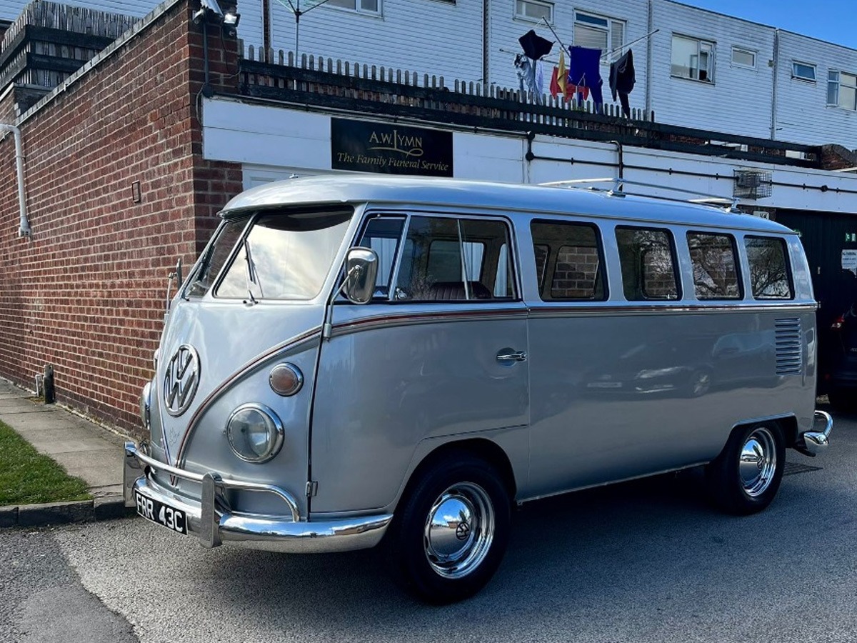 1965 Volkswagen T2 Camper Van / Bus Image 3