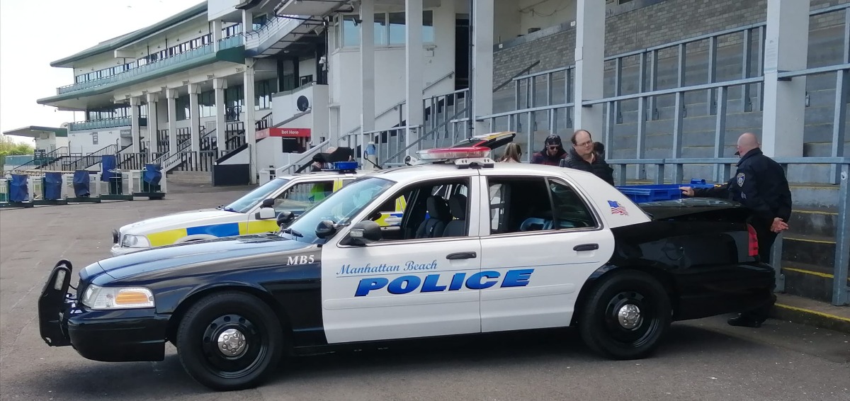 2006 Ford Crown Victoria Image 11