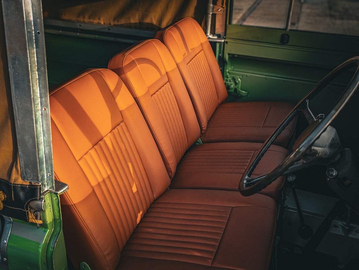 1980 Land Rover 88 Image 8