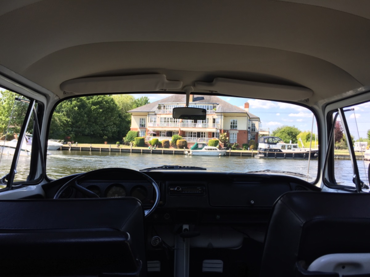 1972 Volkswagen Microbus Image 17