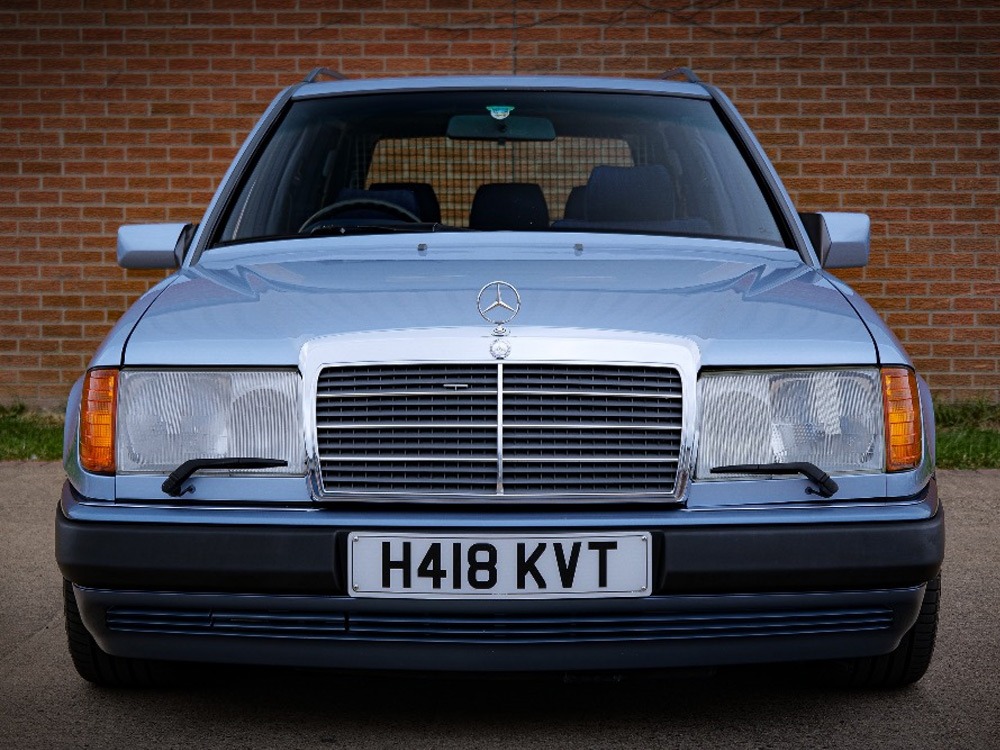 1991 Mercedes-Benz 300TE Image 1