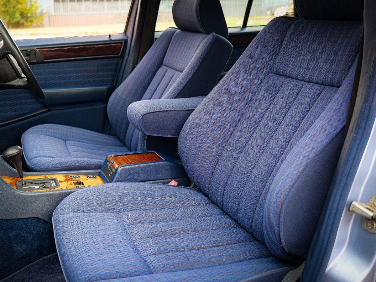 1991 Mercedes-Benz 300TE Image 6