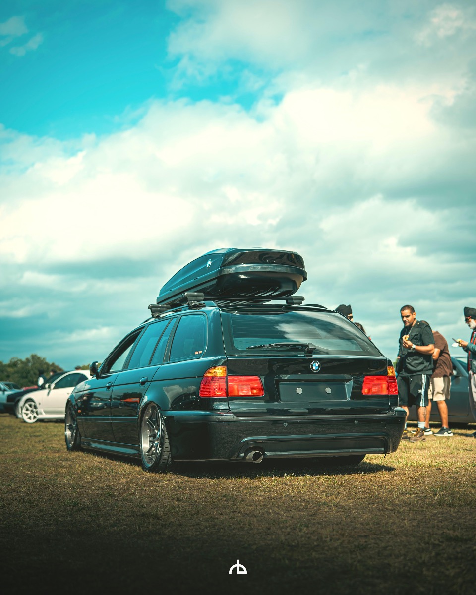 2002 BMW 530 Image 3