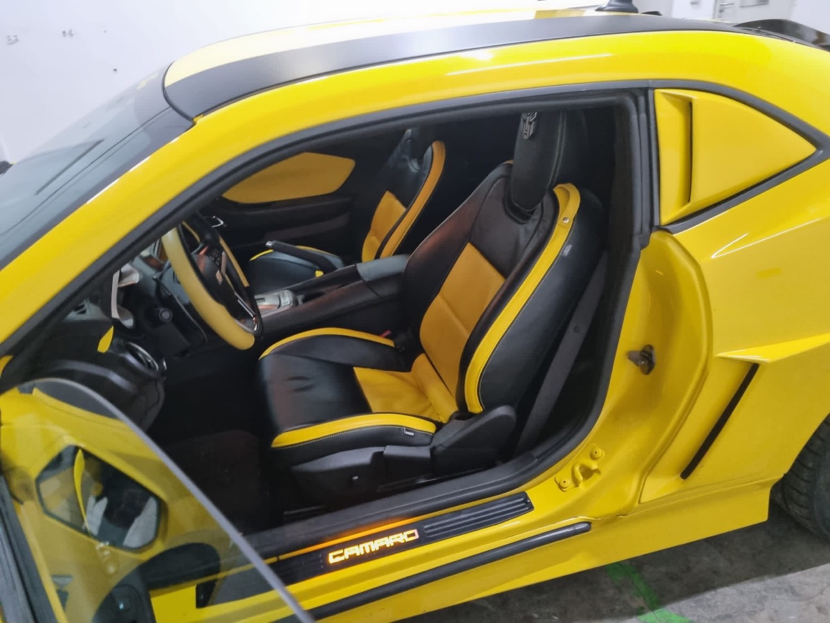 2012 Chevrolet Camaro Image 10