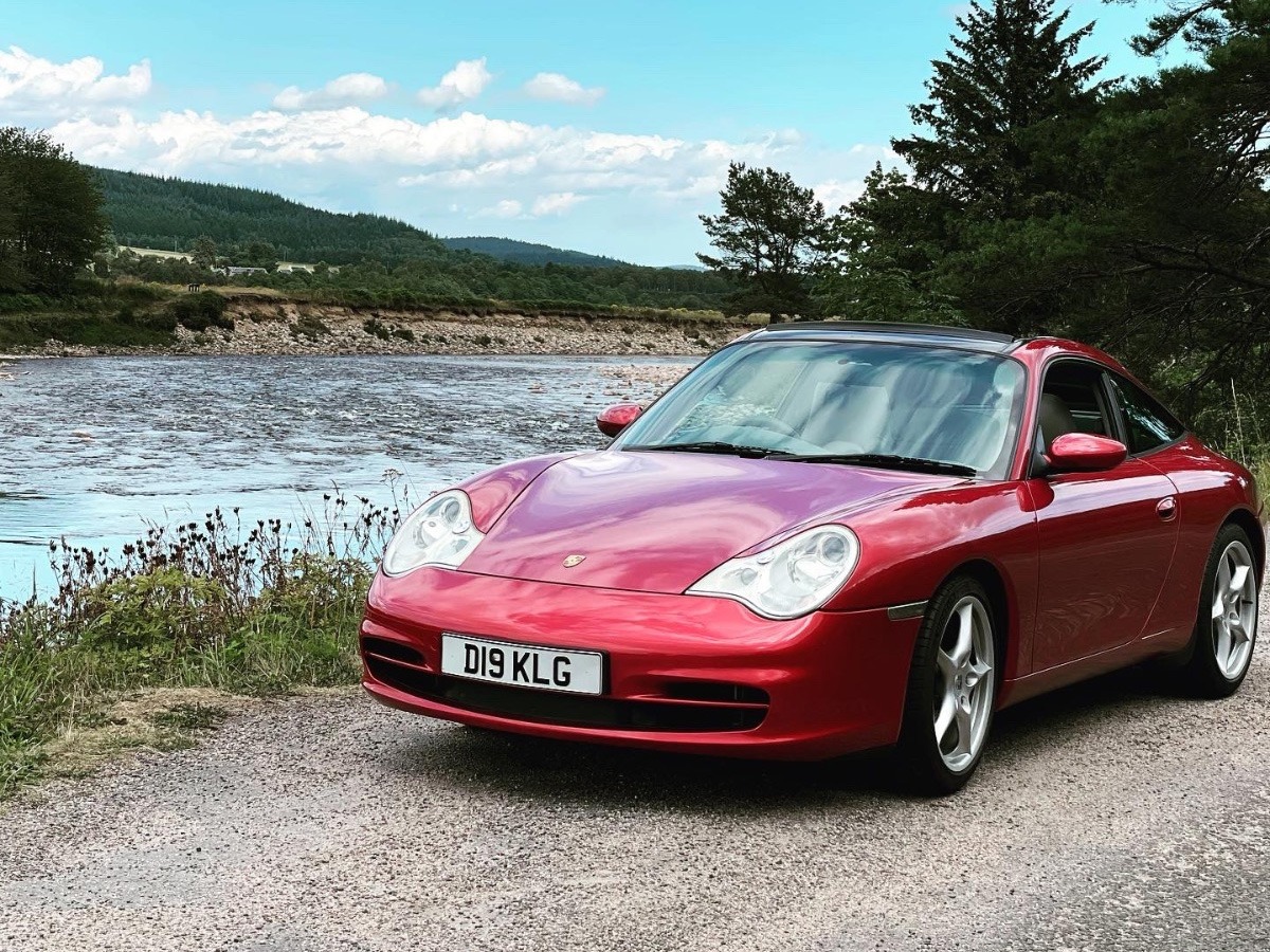 2002 Porsche 911 Image 1