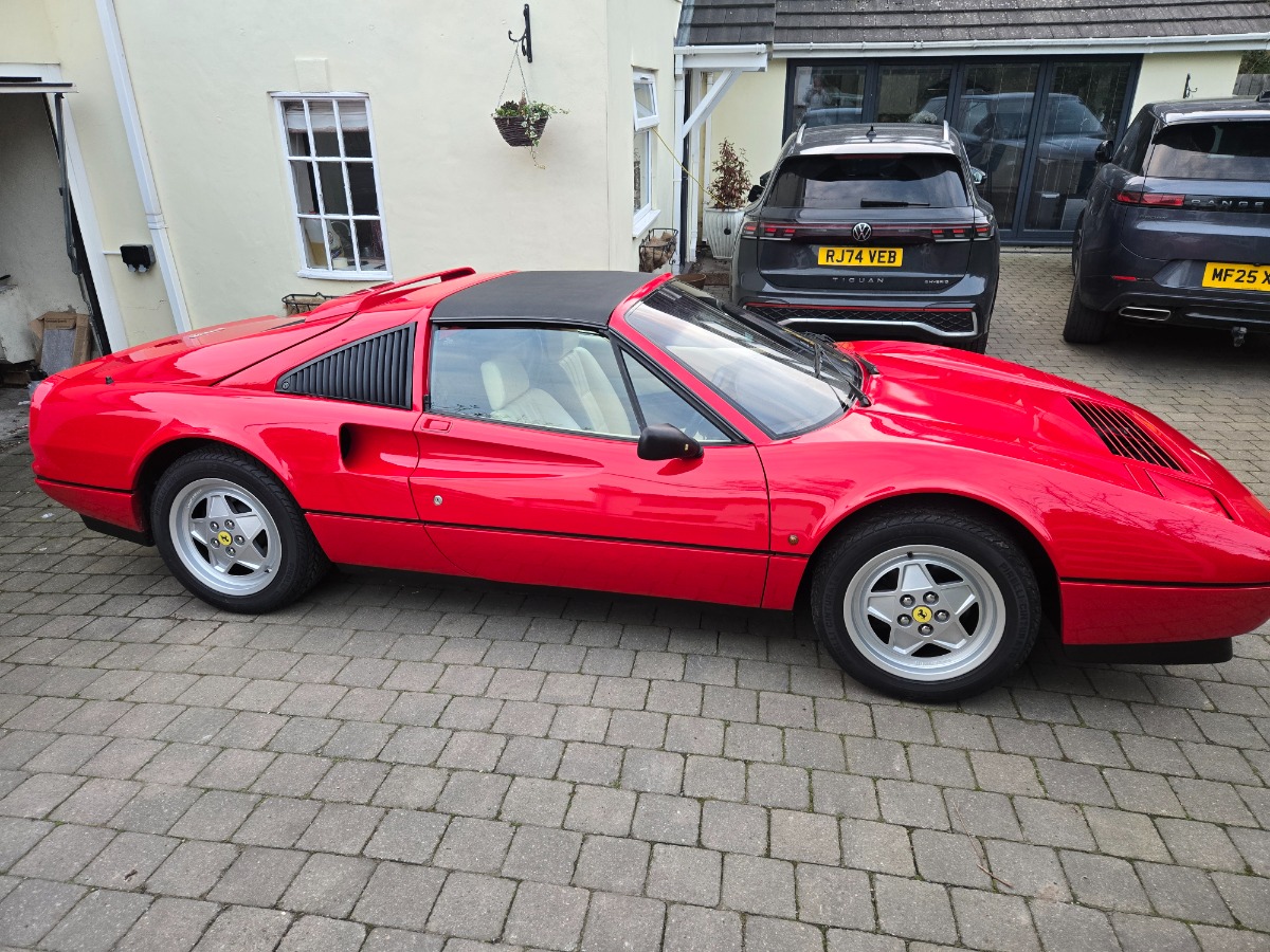 1989 Ferrari 328 Image 2