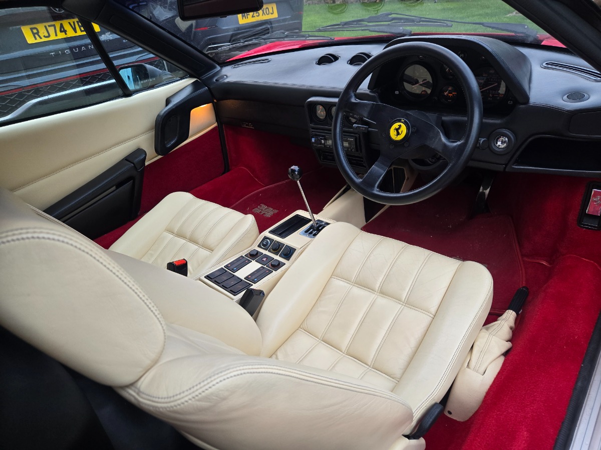 1989 Ferrari 328 Image 5