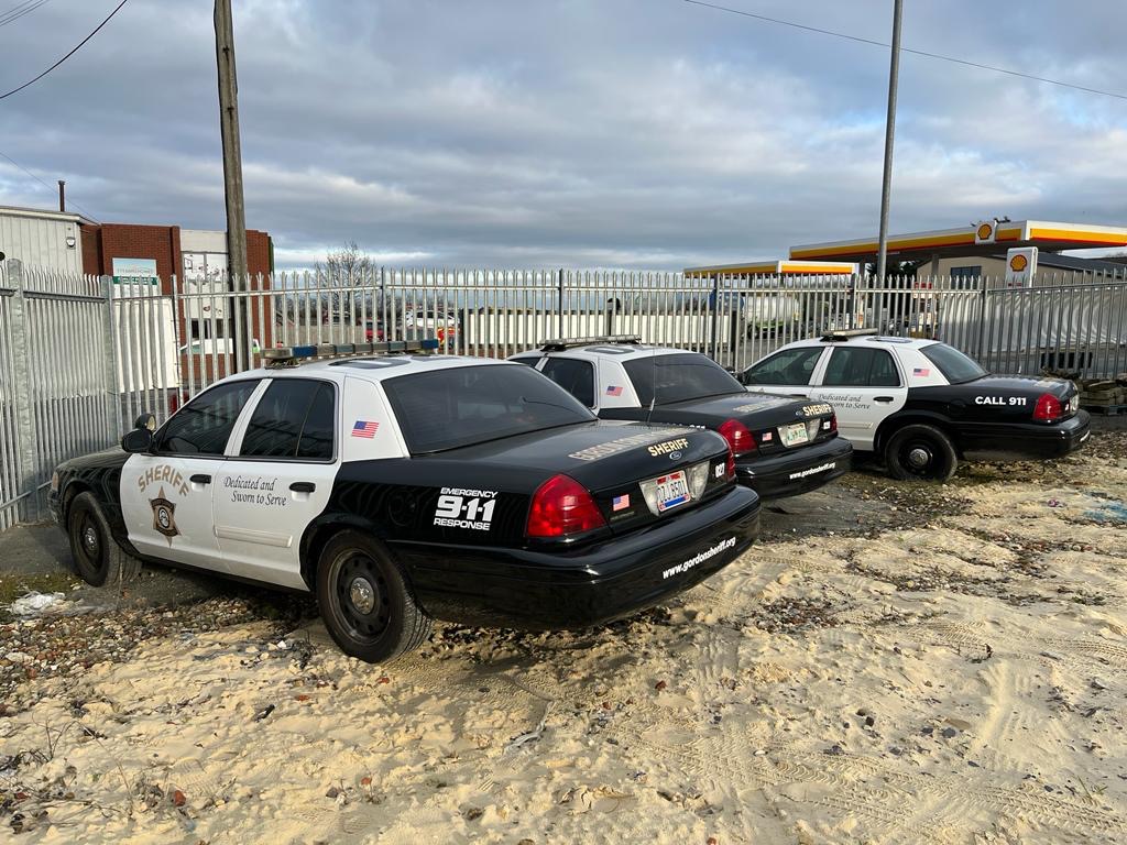 2011 Ford Crown Victoria Image 3
