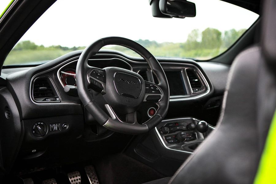 2016 Dodge Challenger Image 5