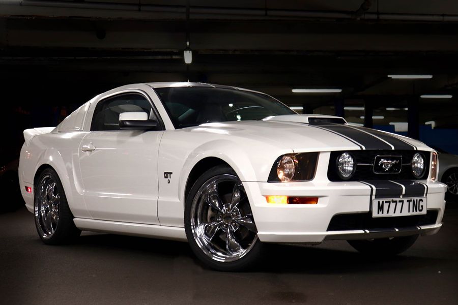 2005 Ford Mustang Image 3
