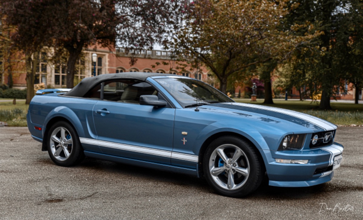 2006 Ford Mustang Image 9