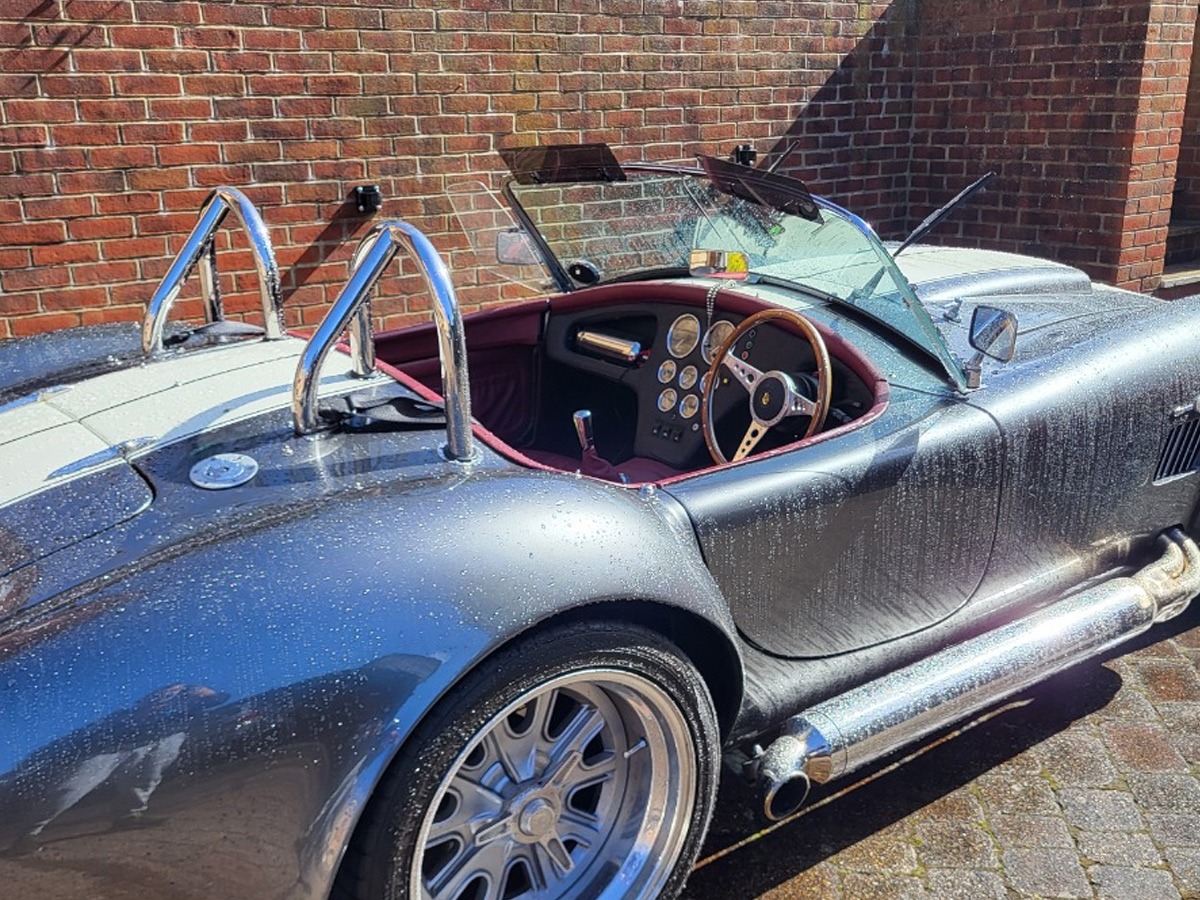 2013 AC Cobra Image 10