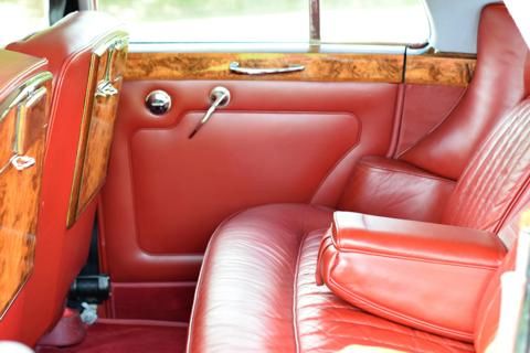 1965 Rolls-Royce silver cloud Image 3