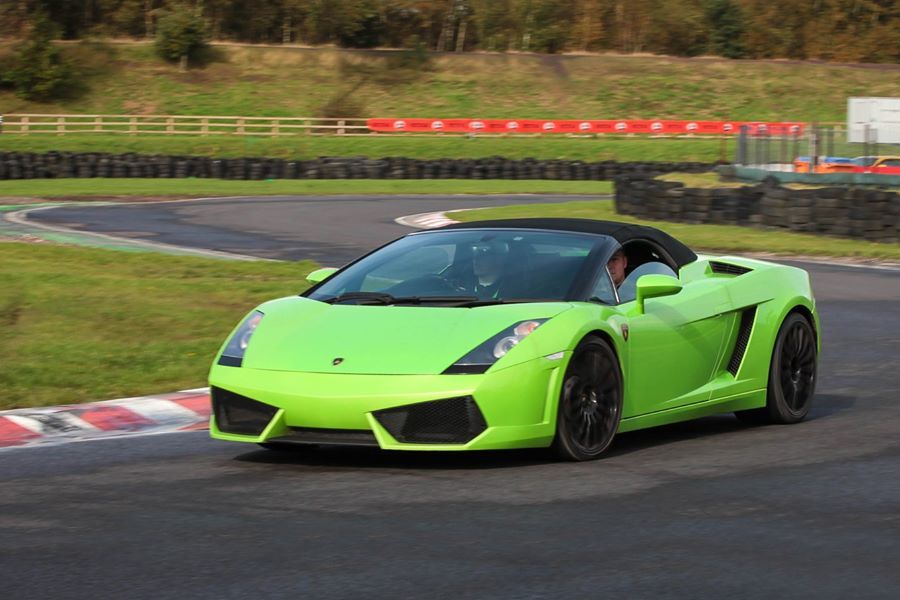 2007 Lamborghini Gallardo Image 2