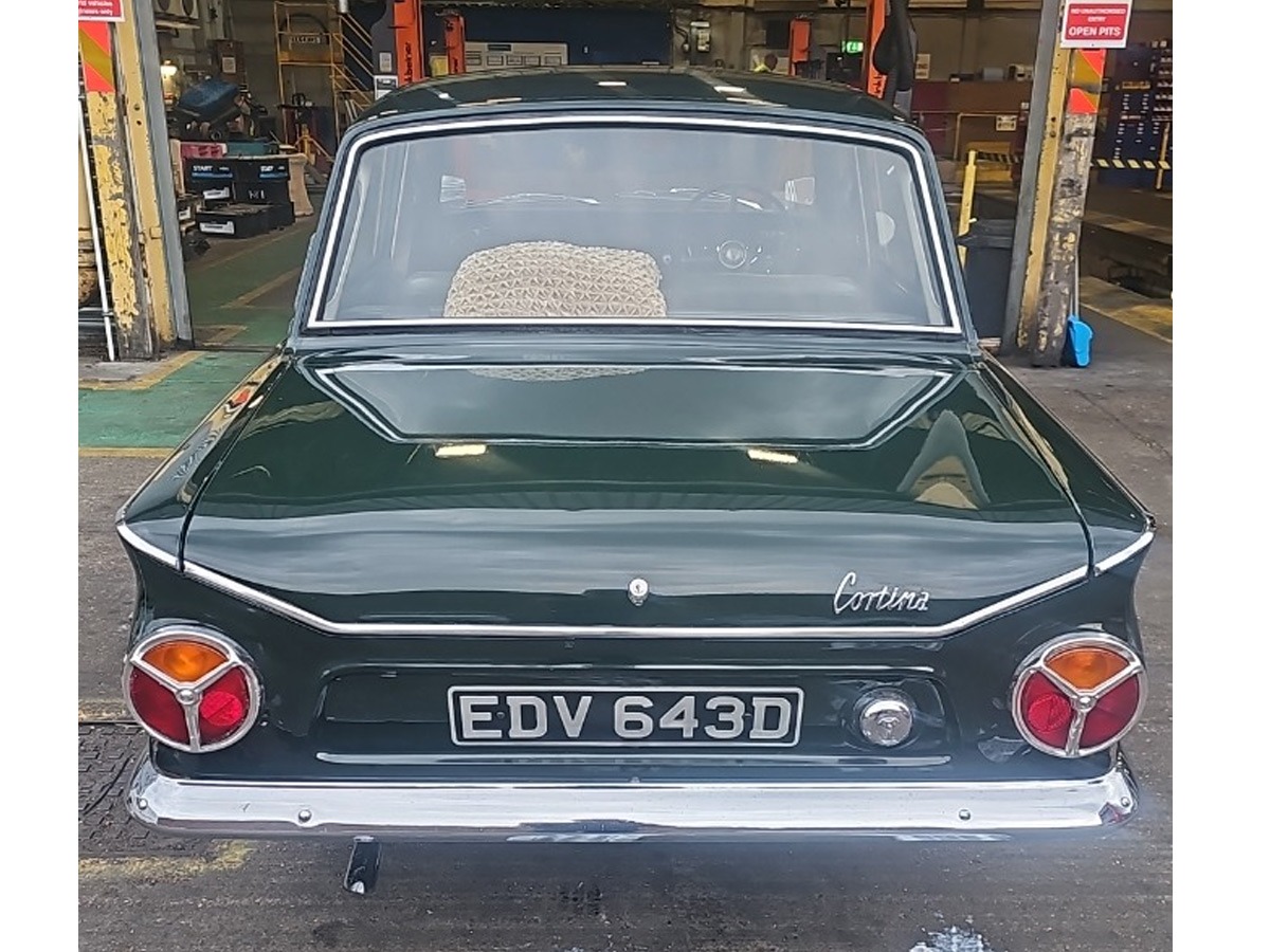 1966 Ford Cortina Image 4