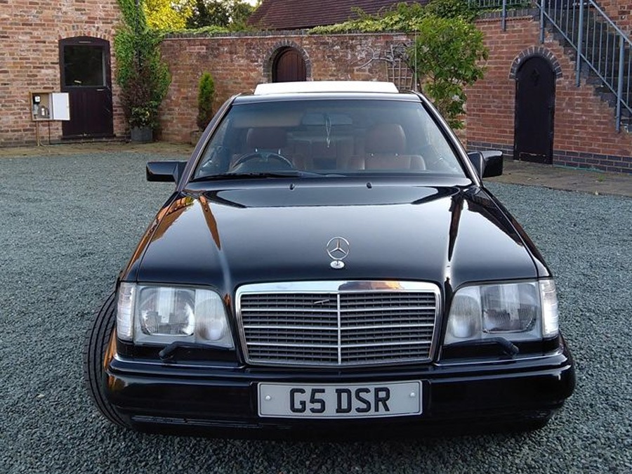 1994 Mercedes-Benz E-Class Image 10