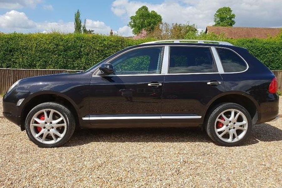 2005 Porsche Cayenne Image 2