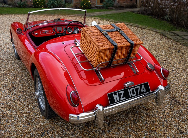 1957 Rover MGA Roadster Image 2