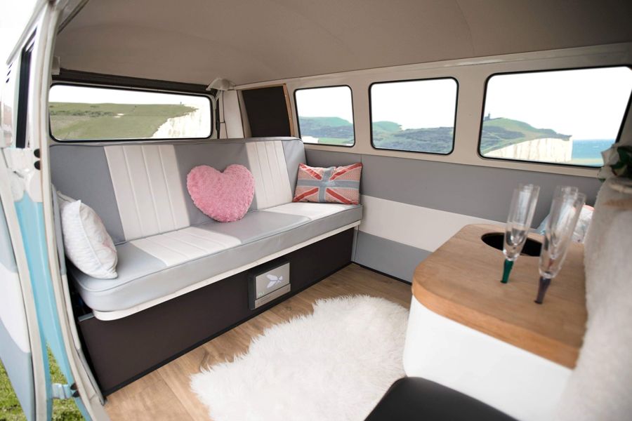 1967 Volkswagen T2 Camper Van / Bus Image 4