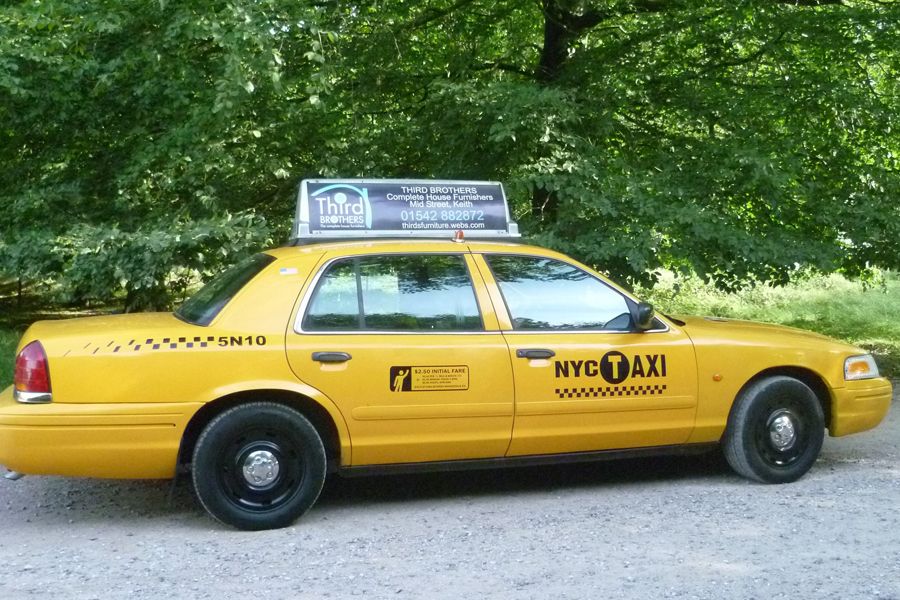 2003 Ford Crown Victoria Image 6