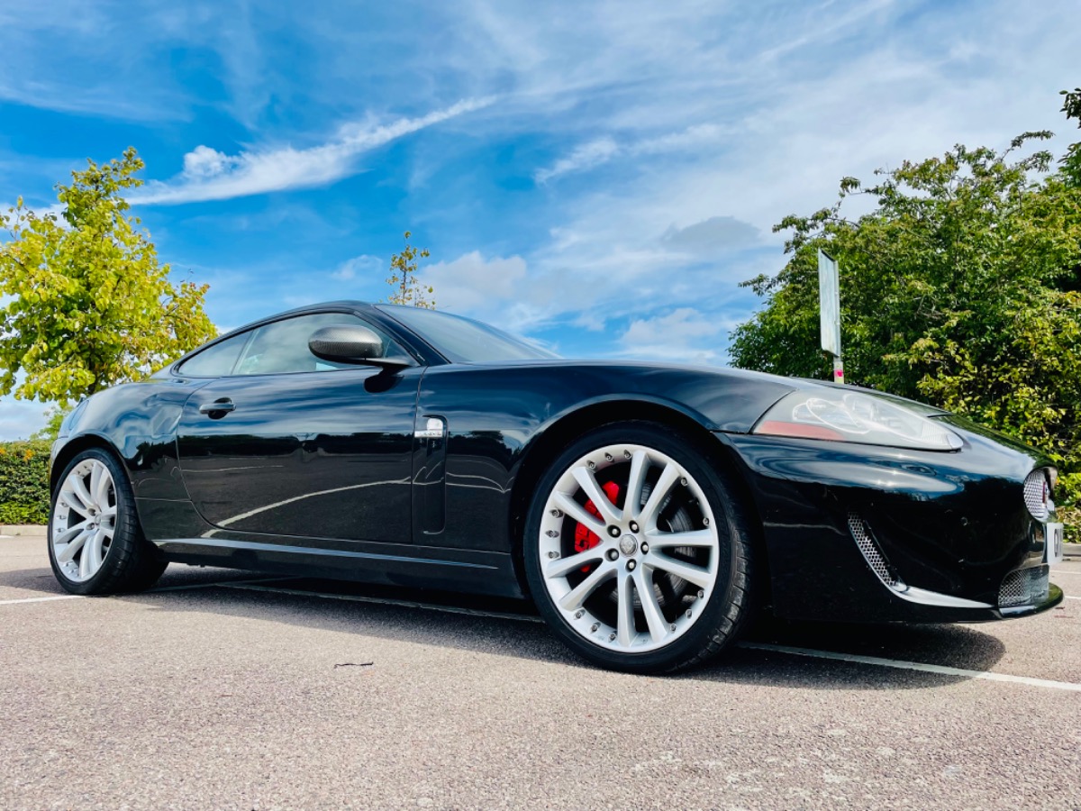 2007 Jaguar XKR Image 11