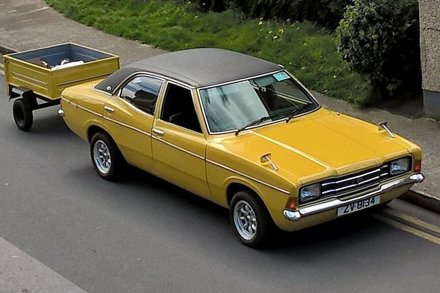 1975 Ford Cortina Image 3